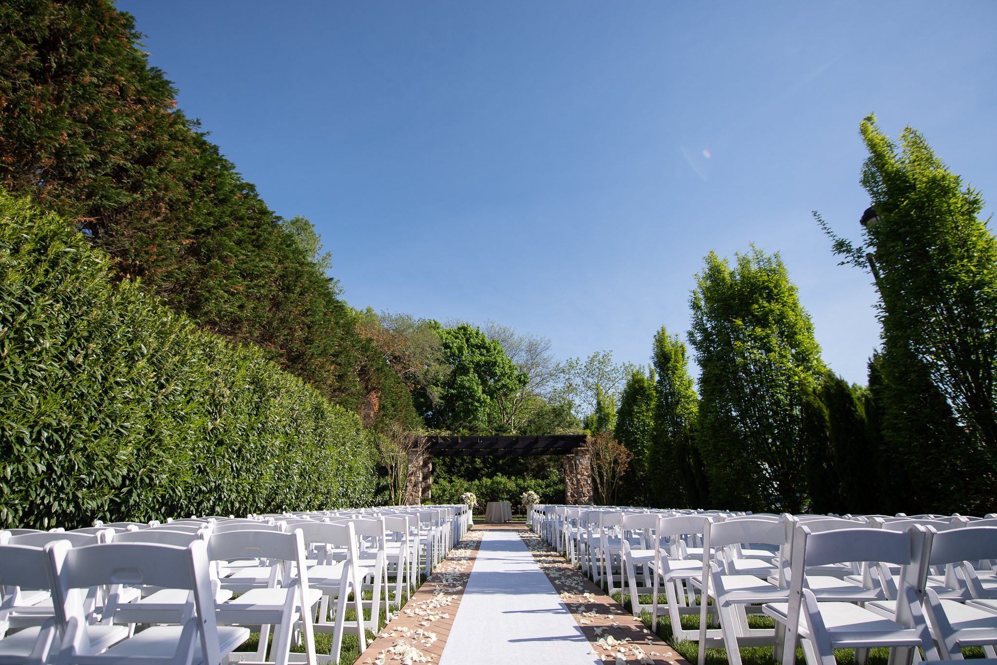 Larkfield Manor Wedding Summer Wedding - Outdoor Ceremony Space