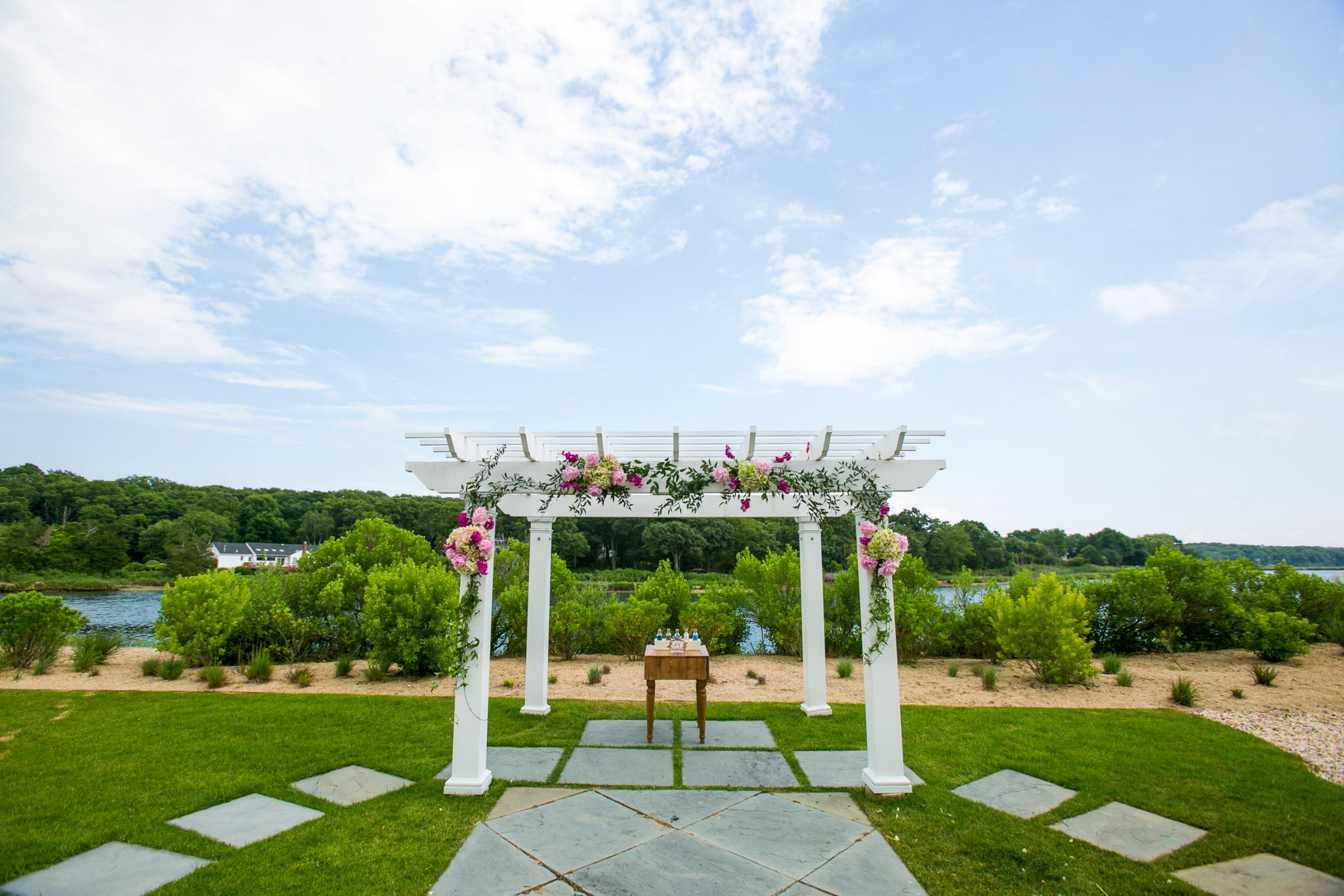Outdoor Ceremony at Old Field Club