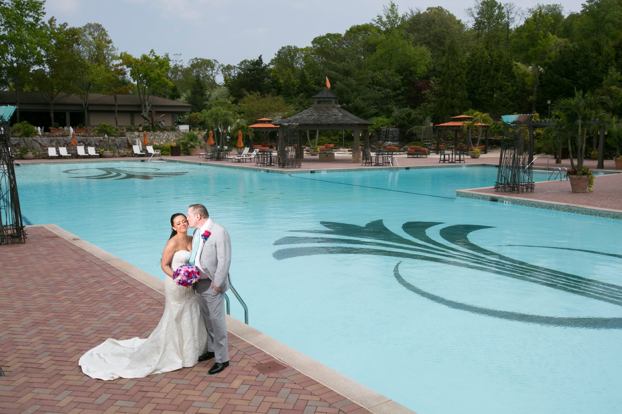 Poolside at Crest Hollow Wedding Photos-1-2