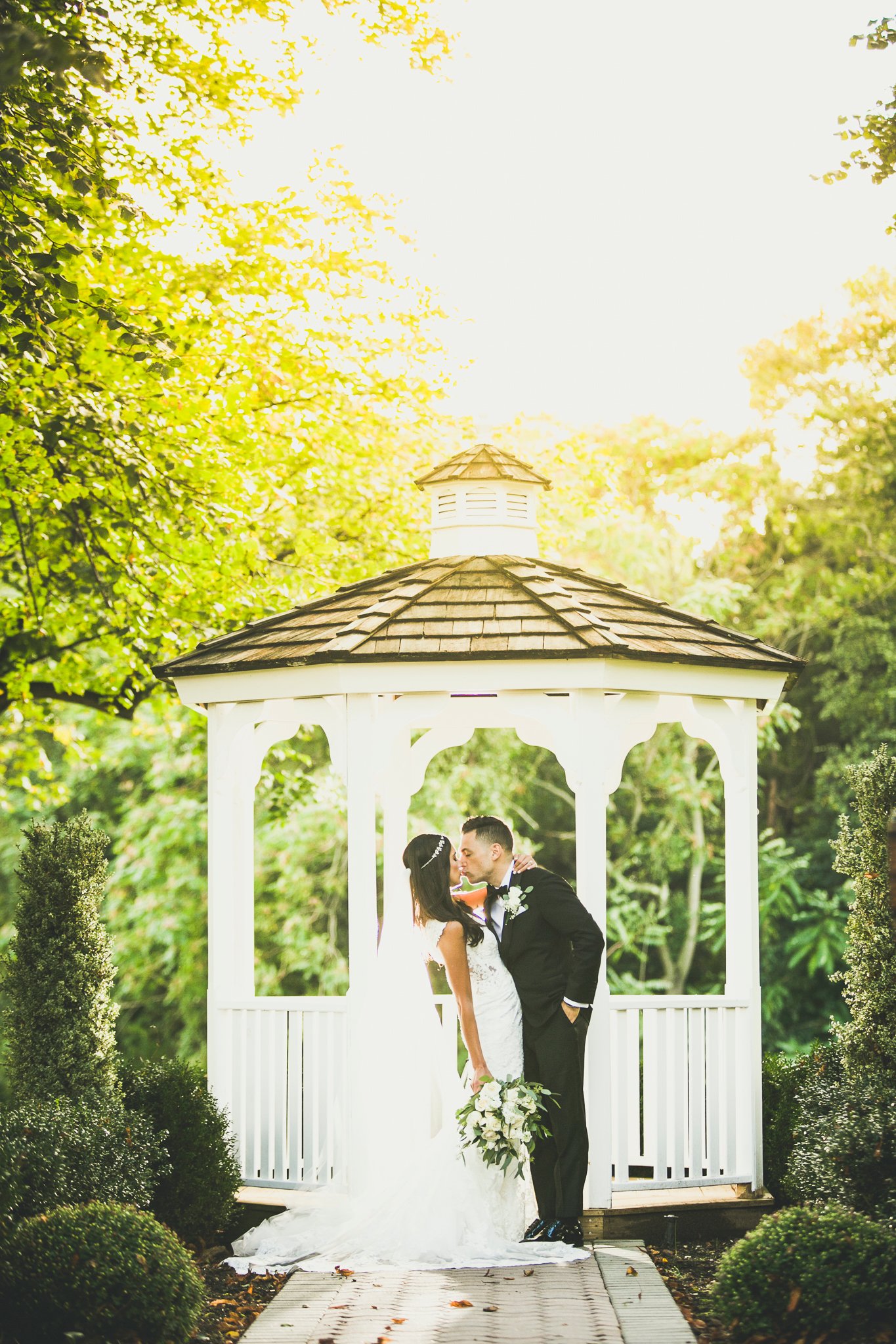 Light and Airy Wedding Photos taken at The Mansion at Oyster Bay