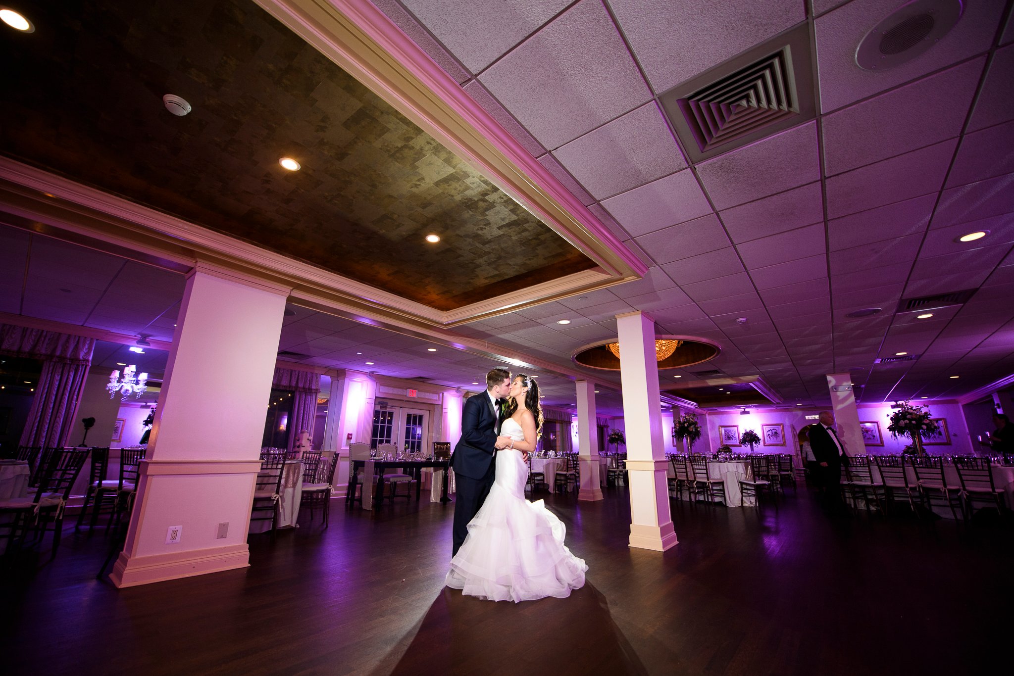 Best Mansion at Timber Point Wedding Photos-3